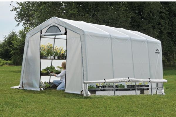 Small Greenhouse Ideas for Home Gardening